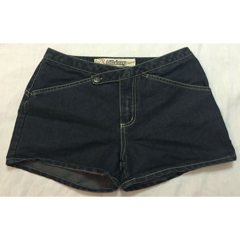 BILLABONG WOMENS JEANS SHORTS SIZE 3